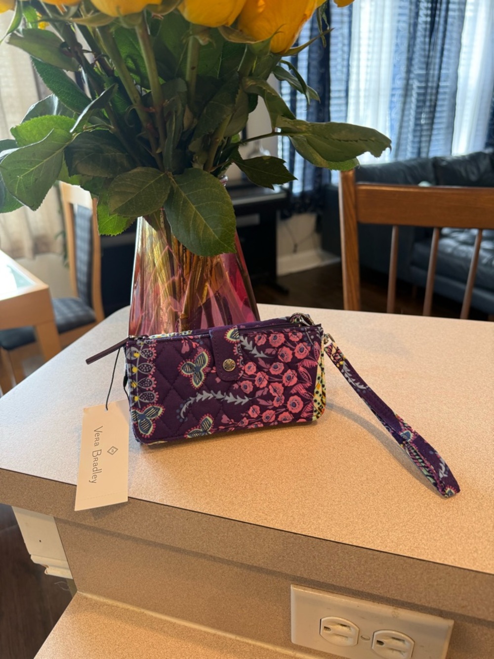 NWT Vera Bradley BATIK LEAVES Smartphone Wristlet/Wallet - Picture 2 of 7